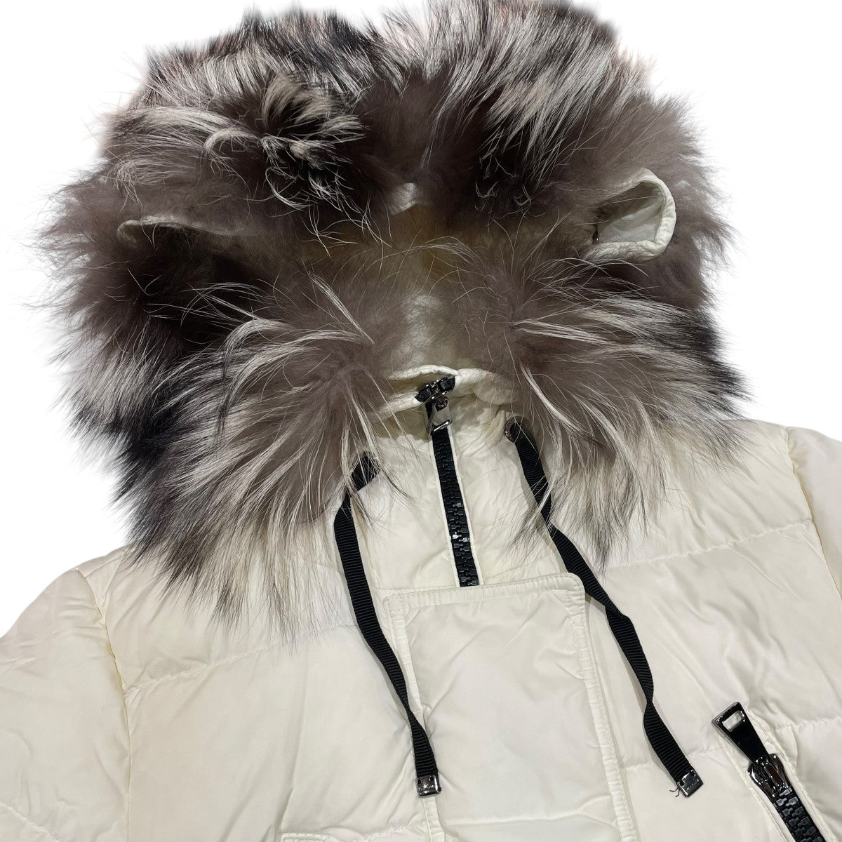 MONCLER(モンクレール) APHROTI GIUBBOTTOダウンジャケット ホワイト