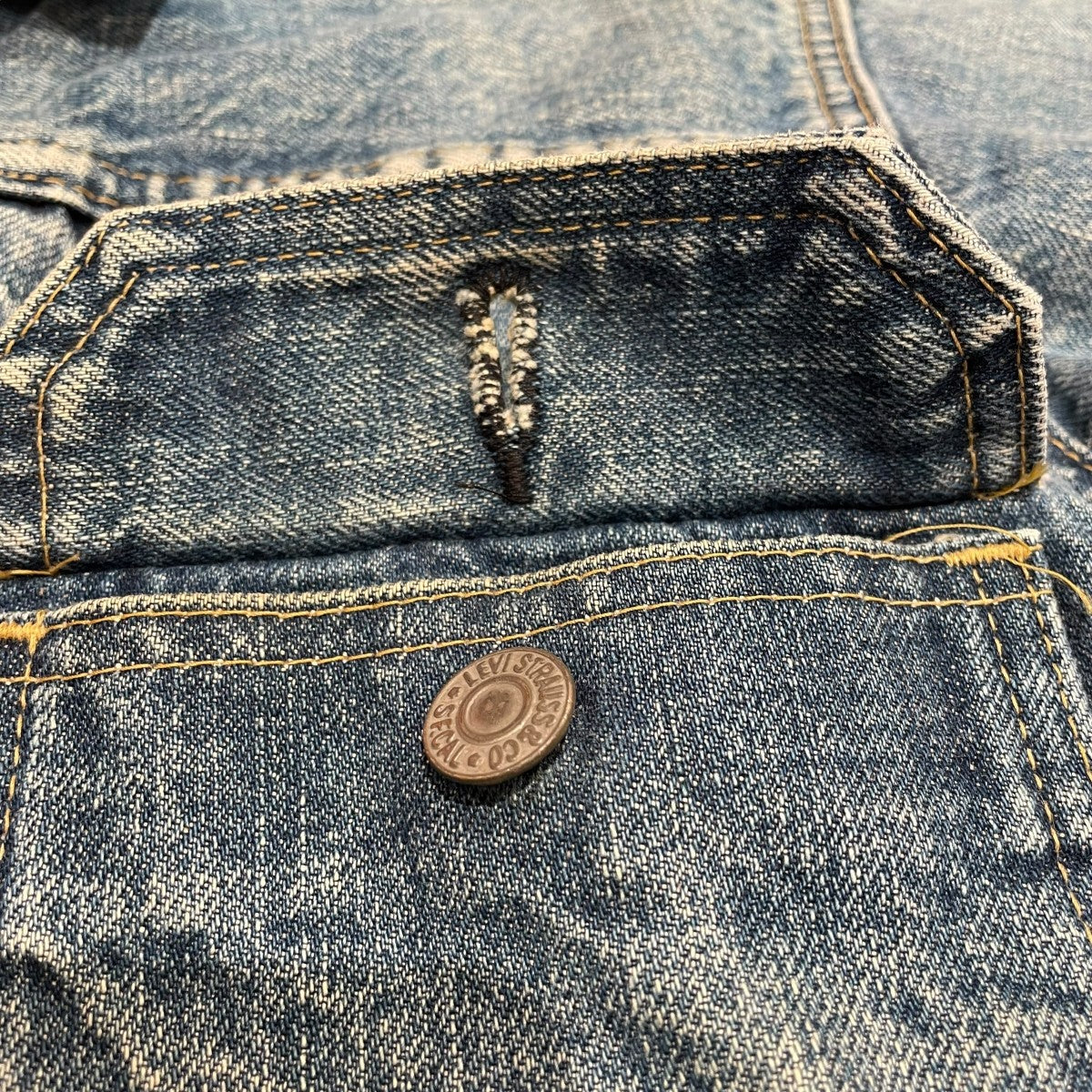 Levi's ダークデニム デニムジャケット Levi's リーバイス PREMIUM 2nd JACKET SIZE L PC9-0022T-0000