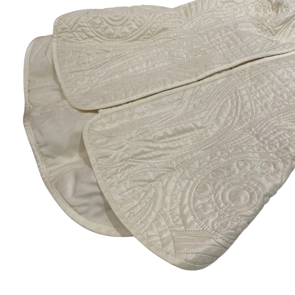 mame kurogouchi◆ベスト/1/シルク/mm23pf-sh721 mame kurogouchi(マメクロゴウチ) 23AWFloral Quilted Silk