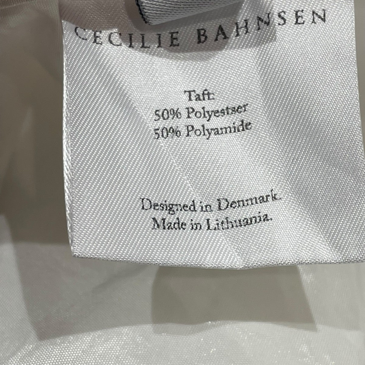 【値下げ】Cecilie Bahnsen ブラウス ホワイト サイズ：M/L (名古屋パルコ店) CECILIE BAHNSEN - CECILIE BAHNSEN セシリーバンセン ブラウス