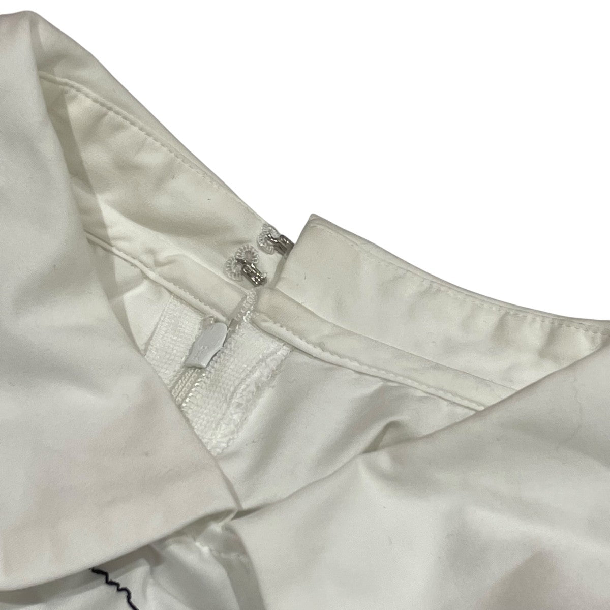 良品 COMME des GARCONS コムデギャルソン フリルロングシャツ ワンピース GE-B009 S ホワイト レディース 古着 中古 COMME des GARCONS - 良品 COMME des GARCONS コムデギャルソン