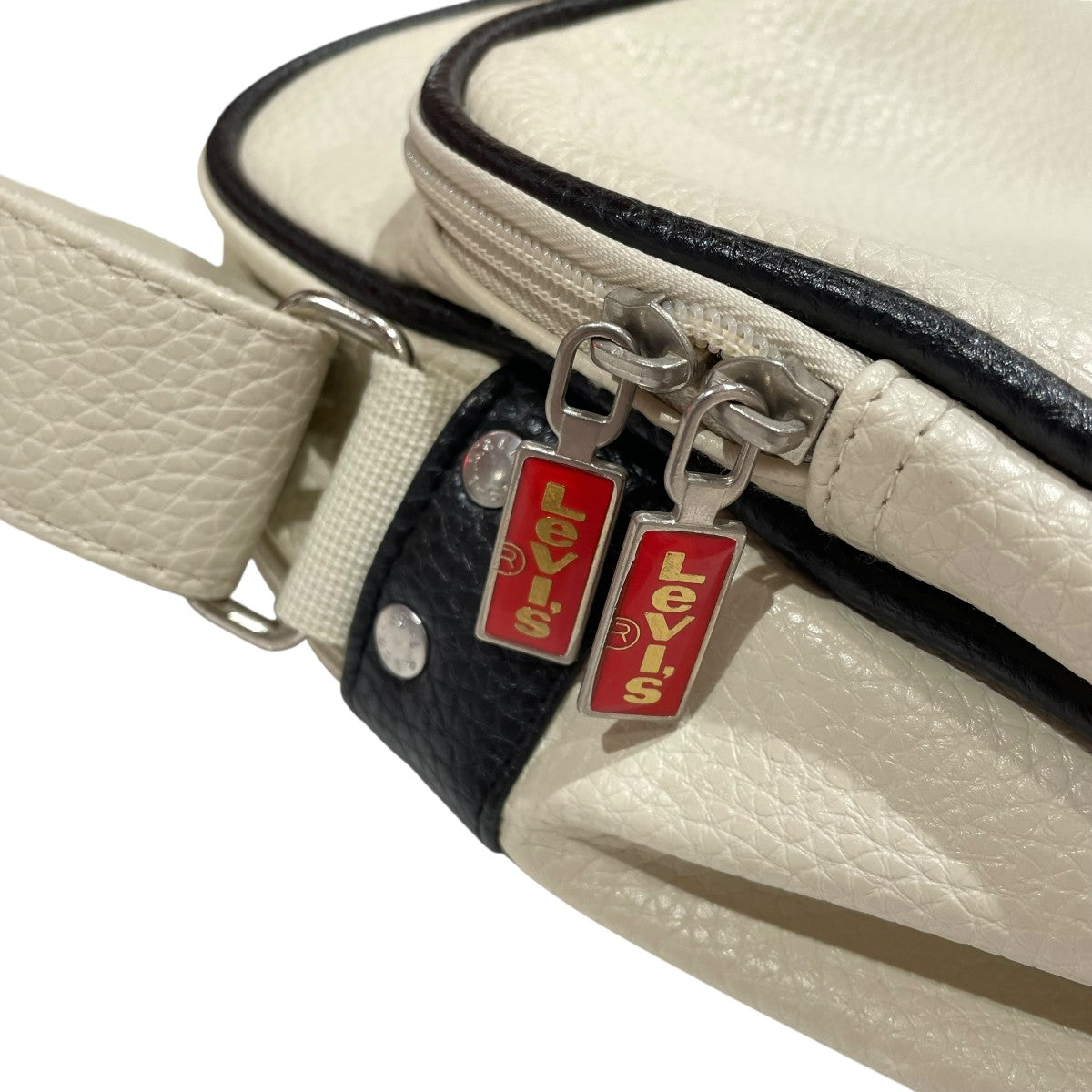 LEVI's✨ レザー ショルダーバッグ✨ブラウン 楽天市場】【全3色】Levis リーバイス ステッチデザイン
