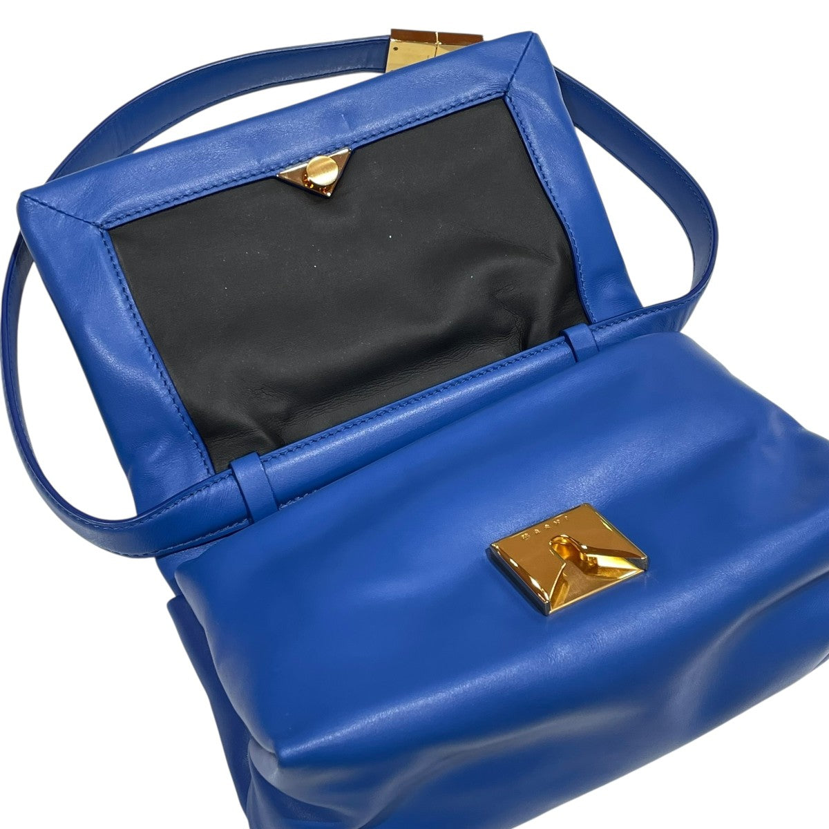 [美品] MARNIマルニ SILLOかごバッグ 青 保存袋付 美品] MARNIマルニ SILLOかごバッグ 青 保存袋付