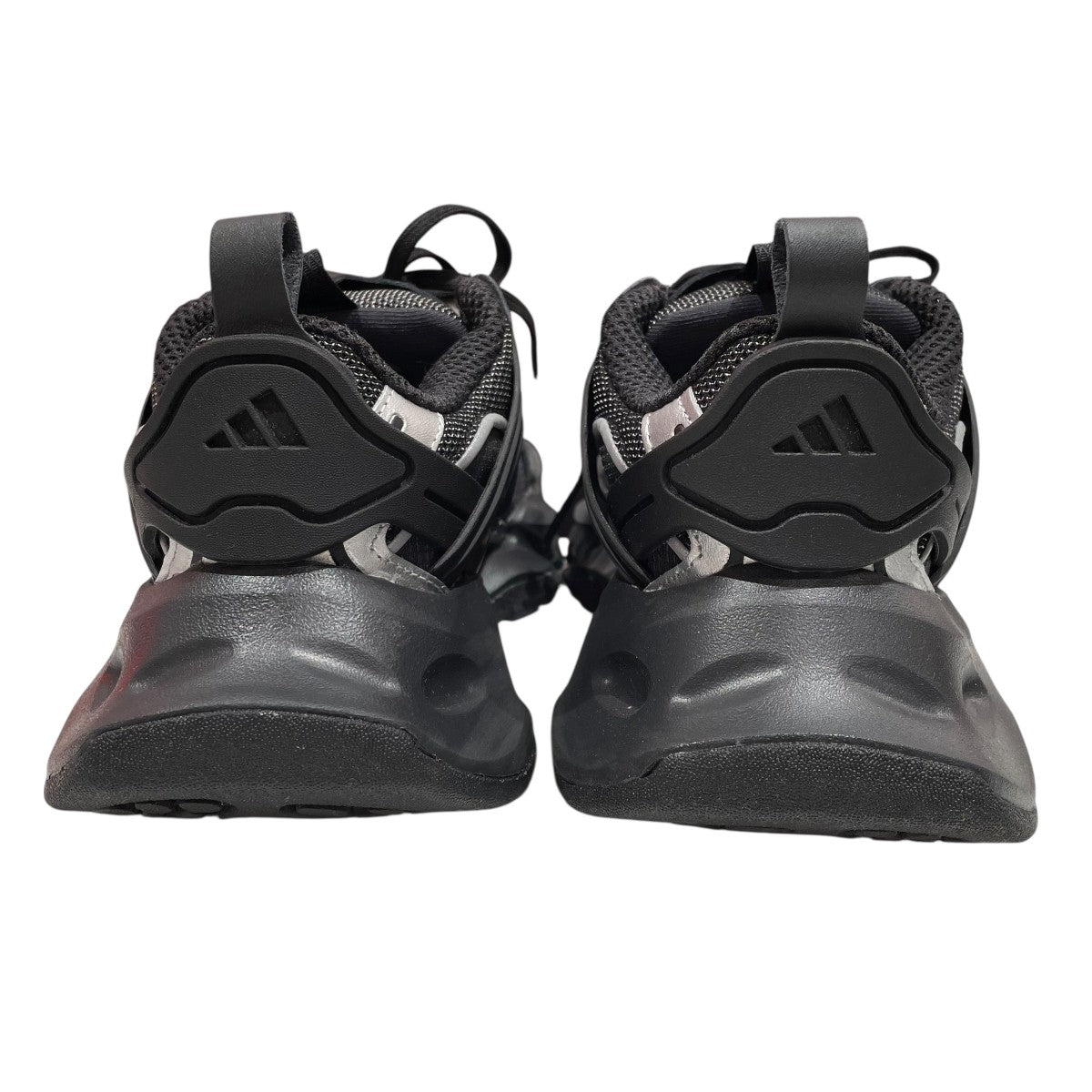 adidas(アディダス) XLG RUNNER DELUXEローカットスニーカーIH0070