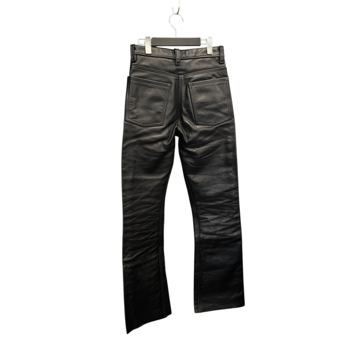 レザーパンツ