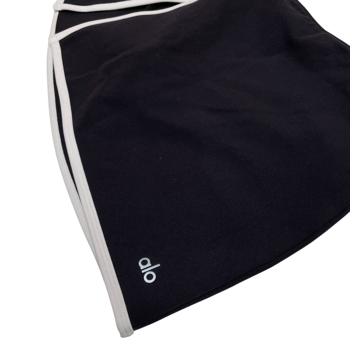 ALO Yoga(アローヨガ) ミニスカート ブラック サイズ XXS