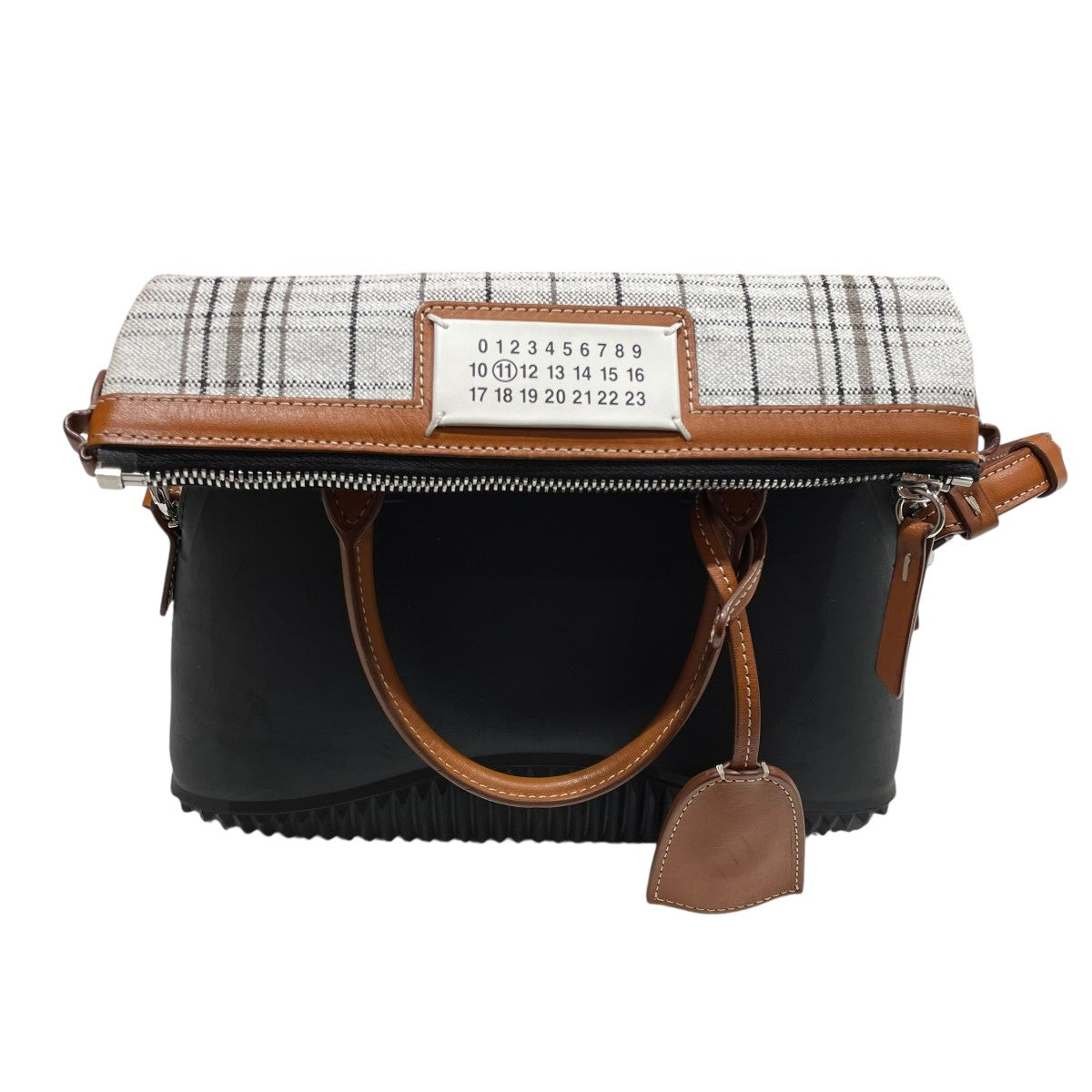 【新品・未使用】Maison Margiela AirPods ケース 中古・古着通販】Maison Margiela (メゾンマルジェラ) AirPods