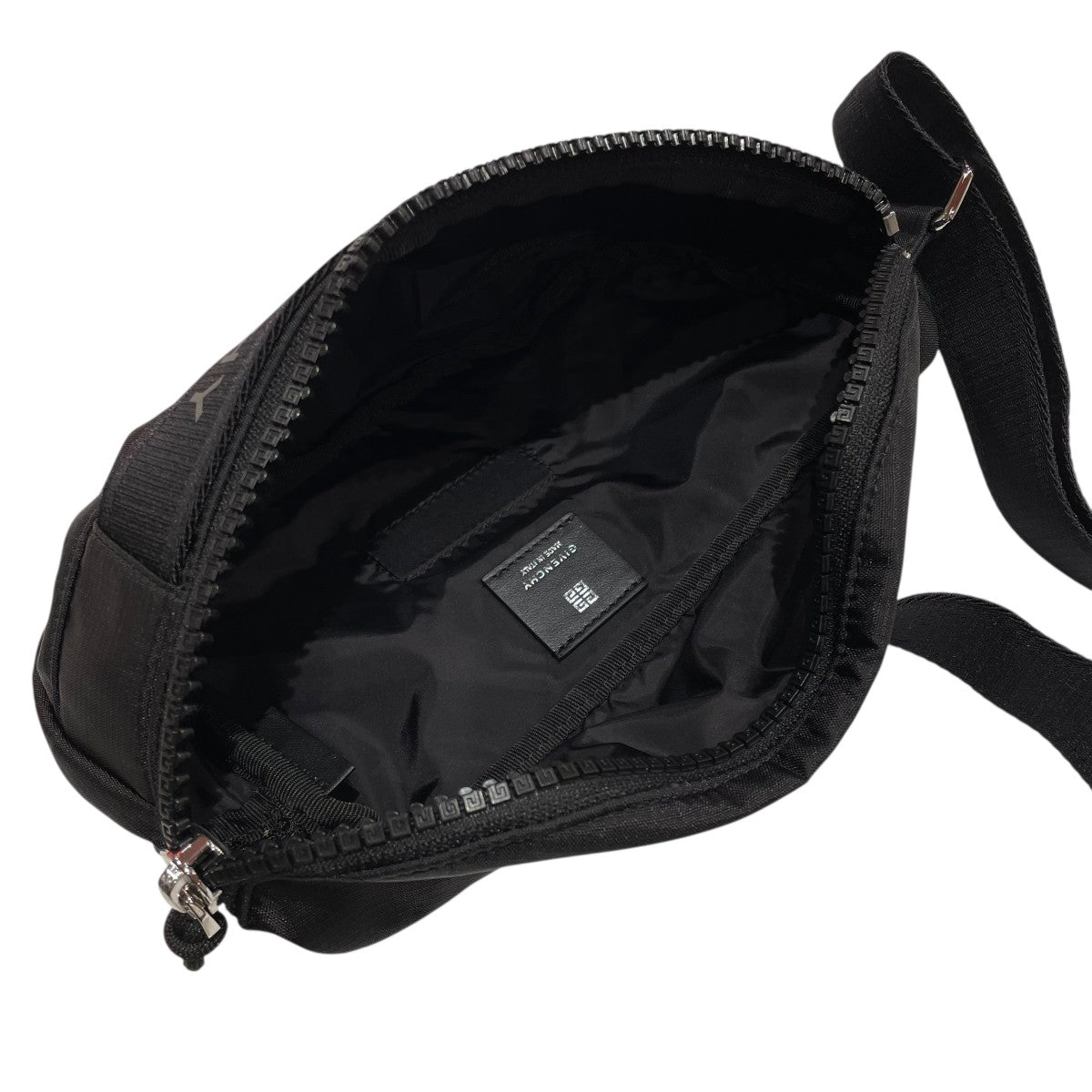 GIVENCHY(ジバンシィ) GトレックボディバッグAMA0244 AMA0244 ブラック