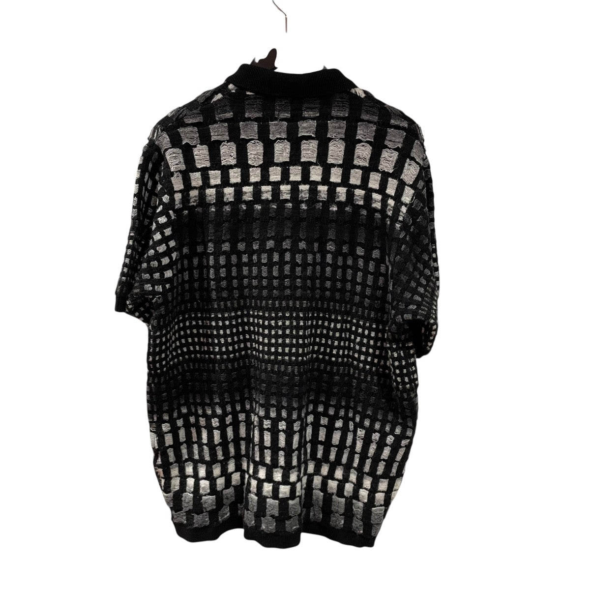 Supreme(シュプリーム) 25SS｢demien hirst sweater｣シャーク