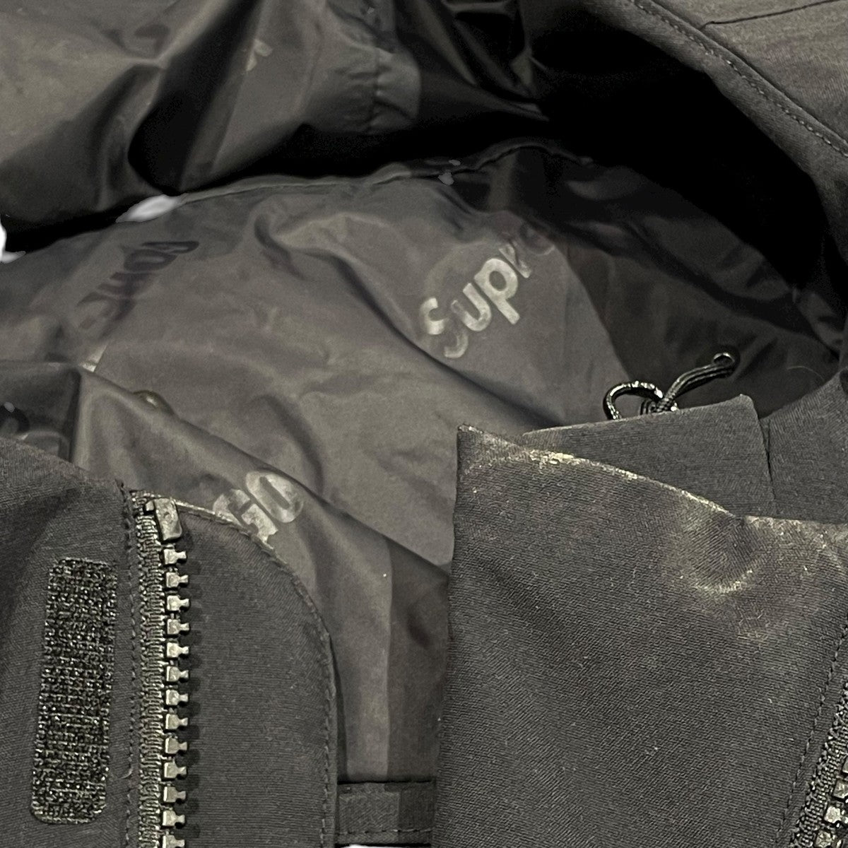 Supreme(シュプリーム) Gore Tex Tech Shell Jacketマウンテンパーカー