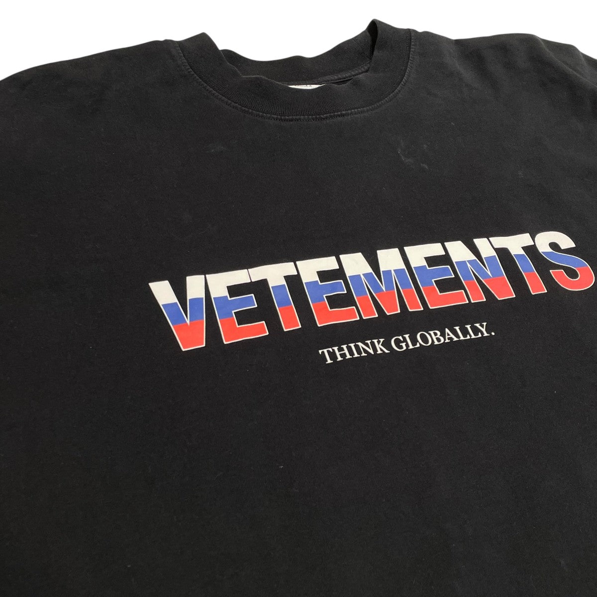 VETEMENTS 21AW半袖TシャツUA52TR280R 古着・中古-3枚目のアイテム画像