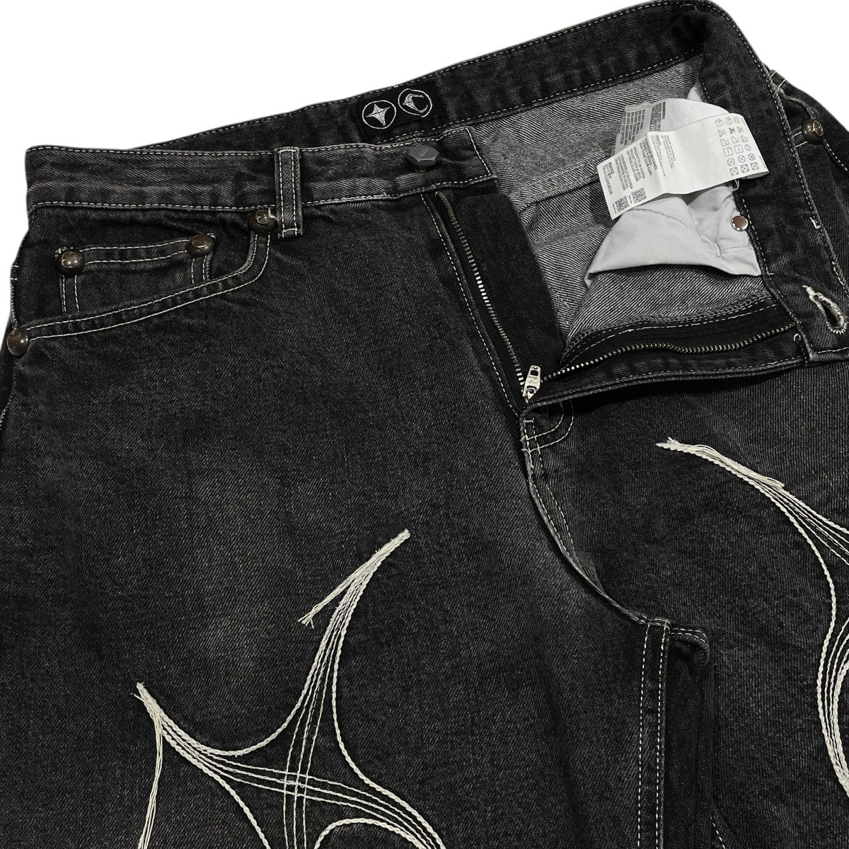 THUG CLUB(サグクラブ) トライバル刺繍デニムパンツデニムパンツ