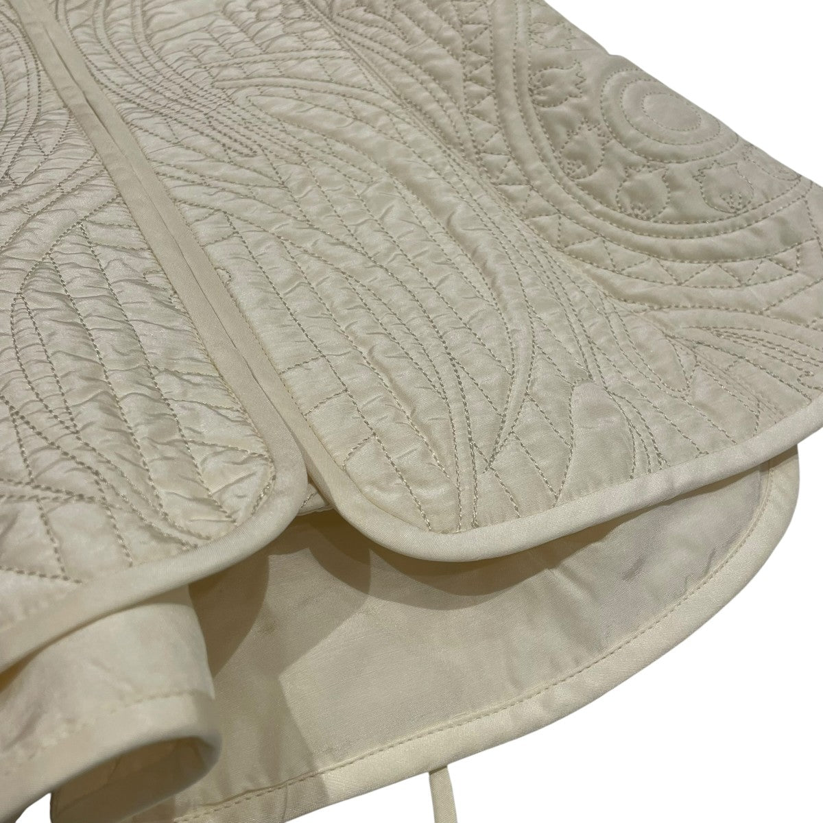 mame kurogouchi 23AWFloral Quilted Silk BustierビスチェMM23PF-SH721 古着・中古-4枚目のアイテム画像