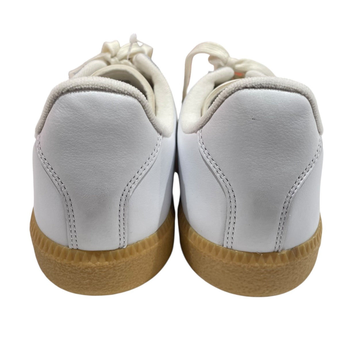 ローカットスニーカーCQ2755