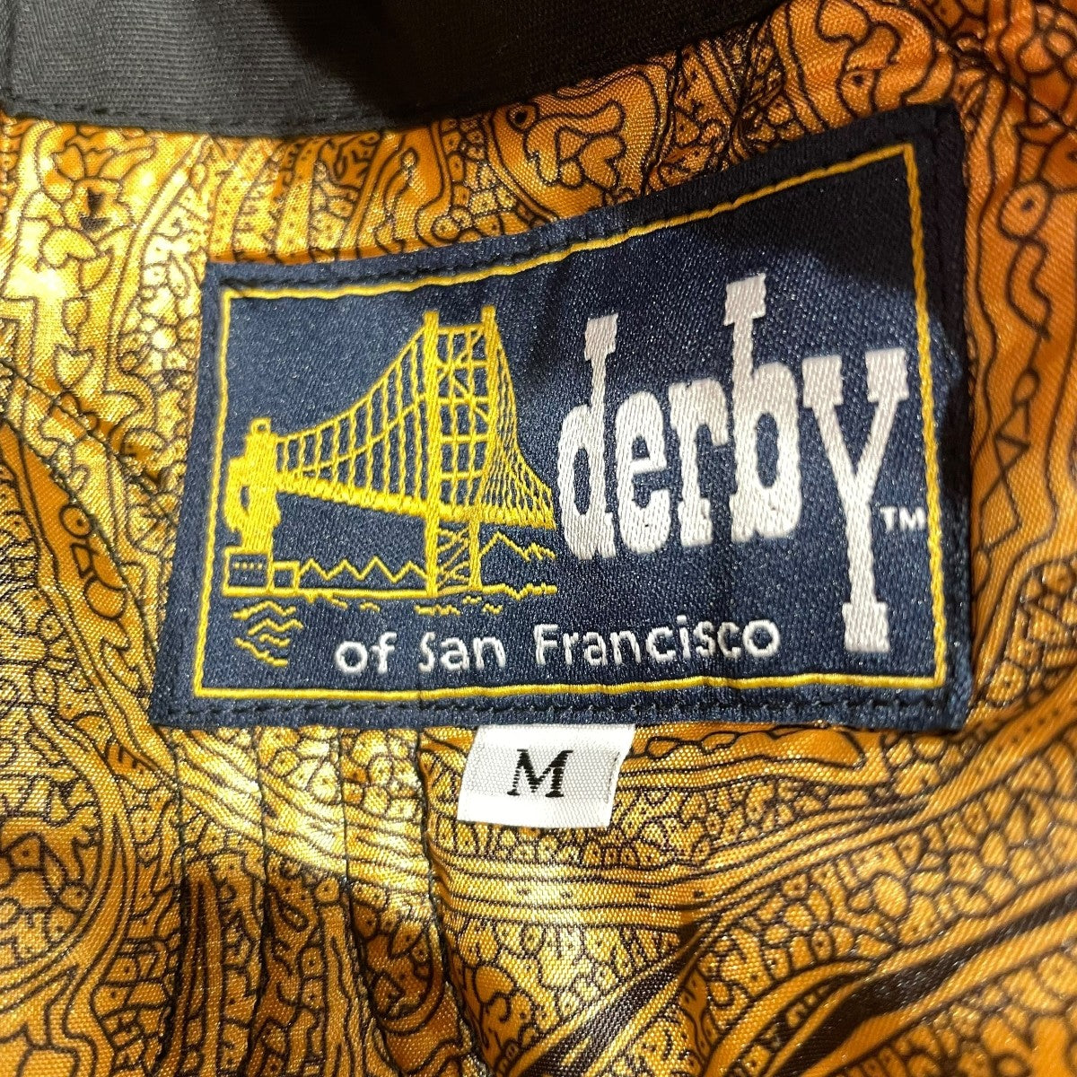 ボンバージャケット