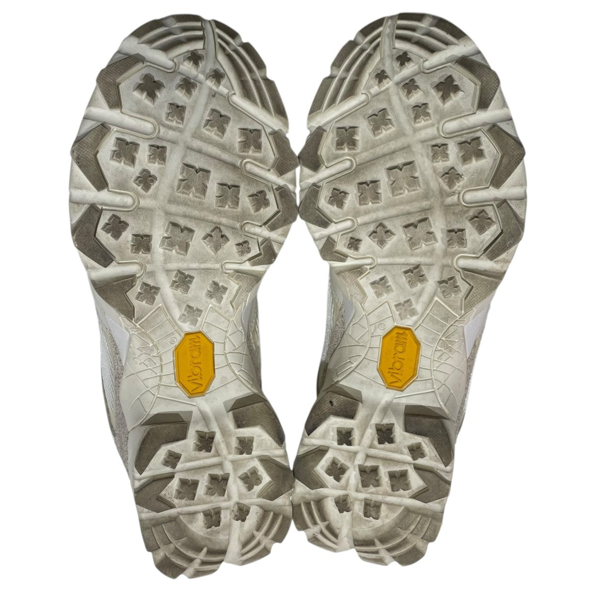 LHAKPA HIKING SHOESシューズ　スニーカーLHAKPA 02