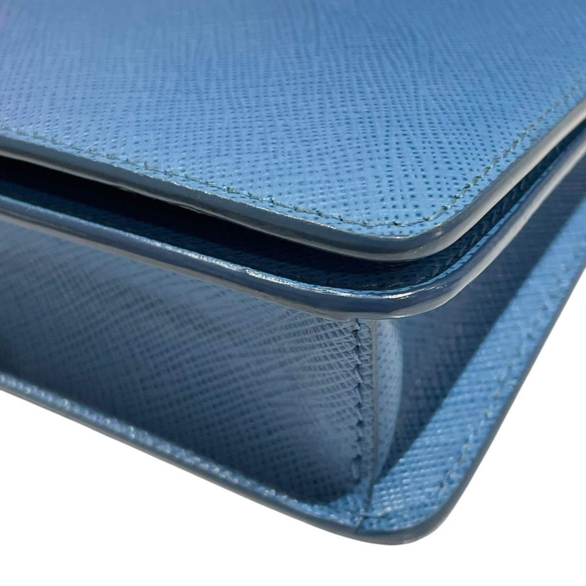 PRADA(プラダ) サフィアーノメタル チェーンウォレット長財布1ZH029