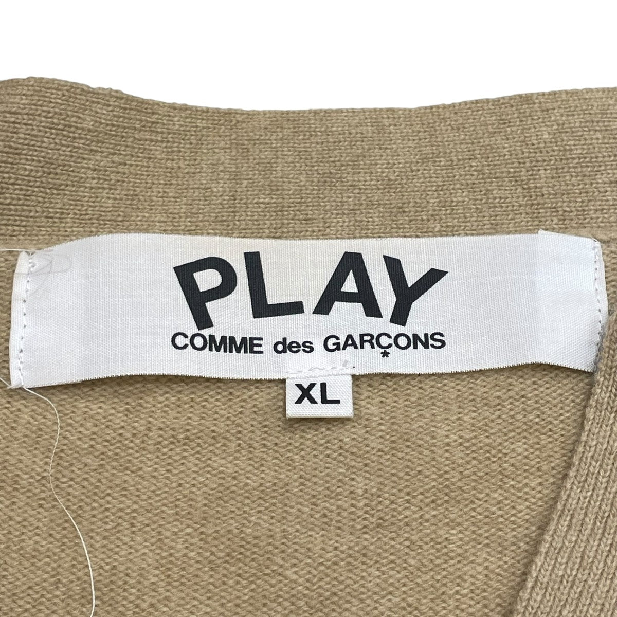 PLAY COMME des GARCONS(プレイコムデギャルソン) ニットカーディガン