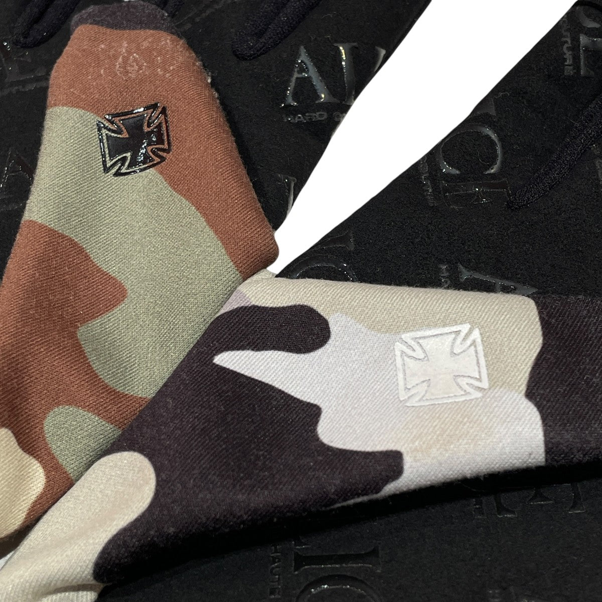 MOTO COUTURE CAMO GLOVESグローブ