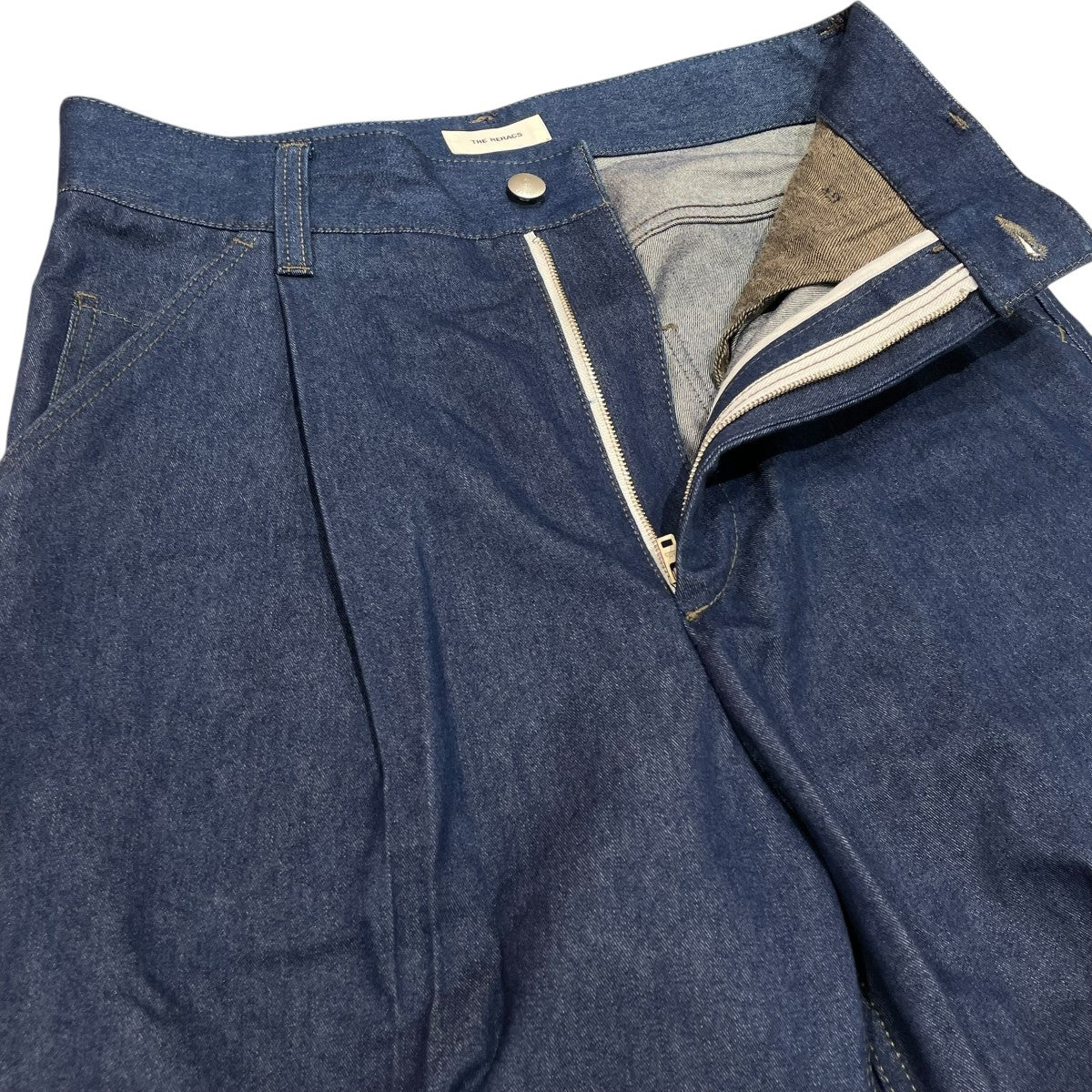 THE RERACS(ザリラクス) THE TAPERED DENIMセンタープレスデニムパンツ