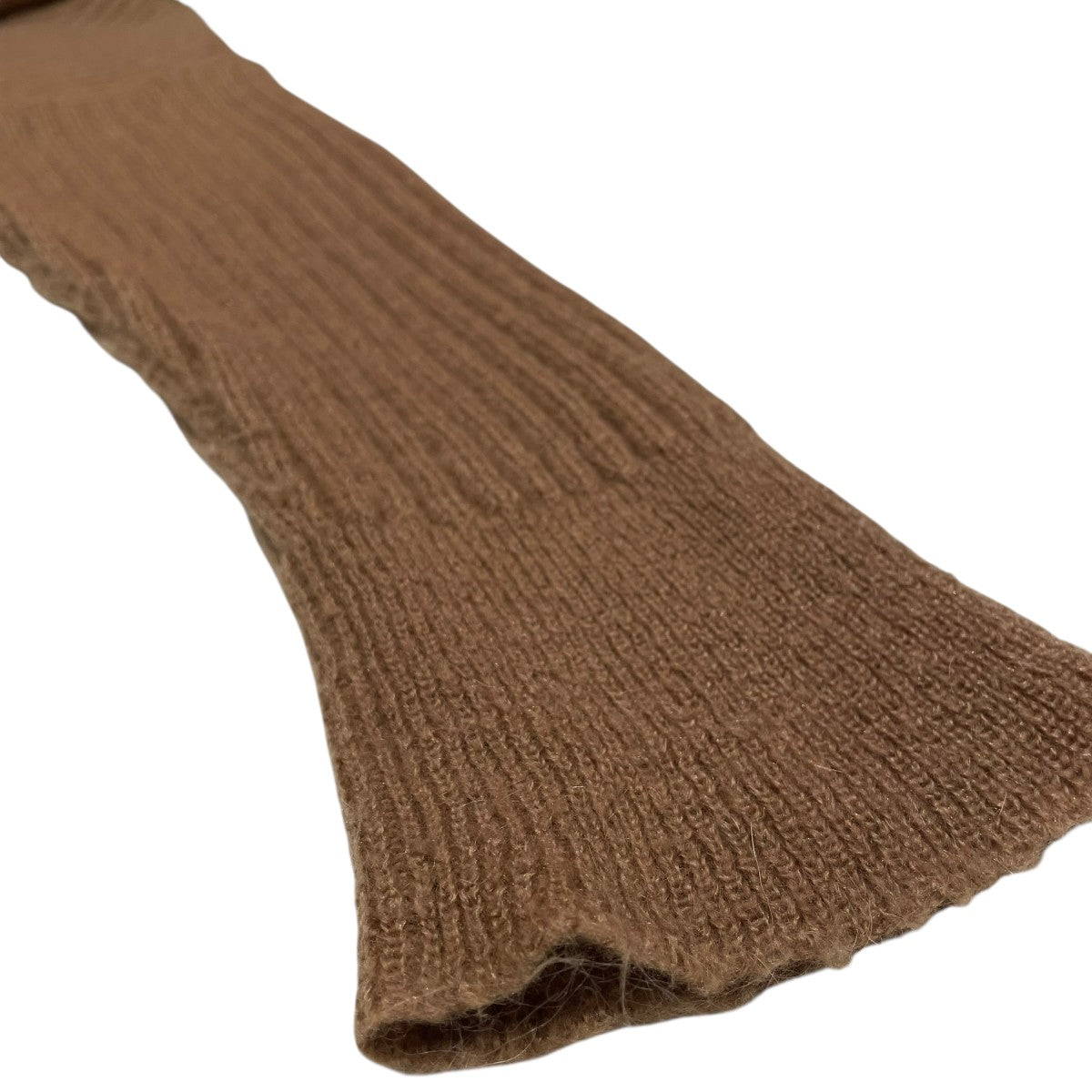 クルーネックニット