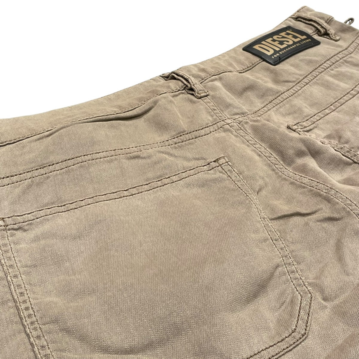D-KRETT-SHORT-NEハーフパンツ