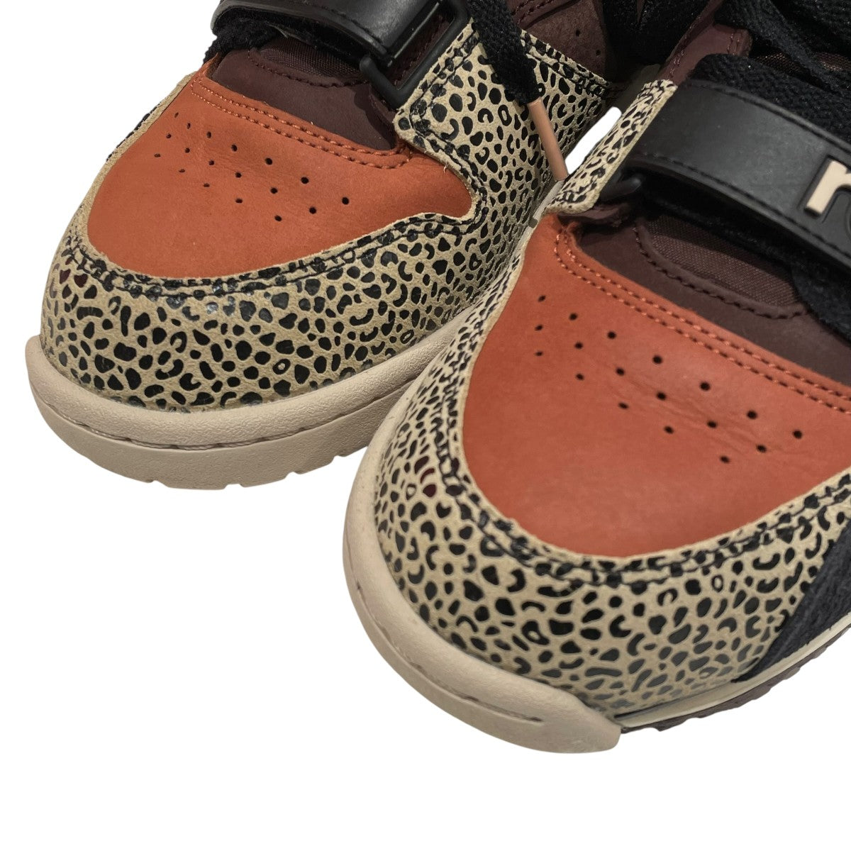 NIKE SB Air Trainer 1ハイカットスニーカーIF0501-200