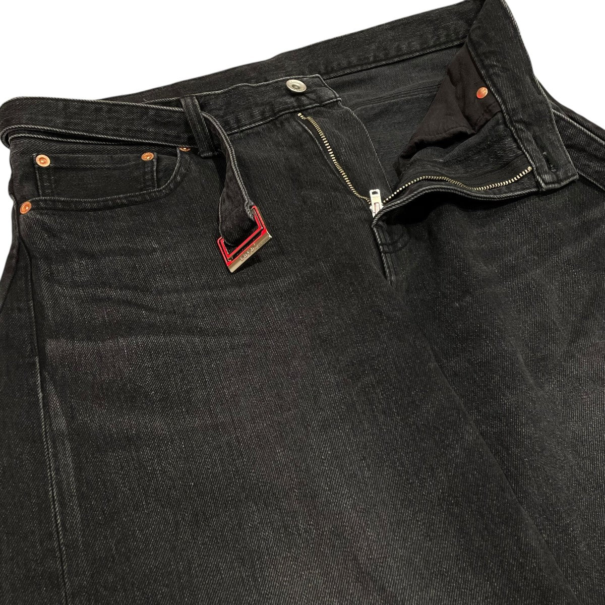 sacai(サカイ) ベルテッドデニムパンツ26-03930M 26-03930M ブラック