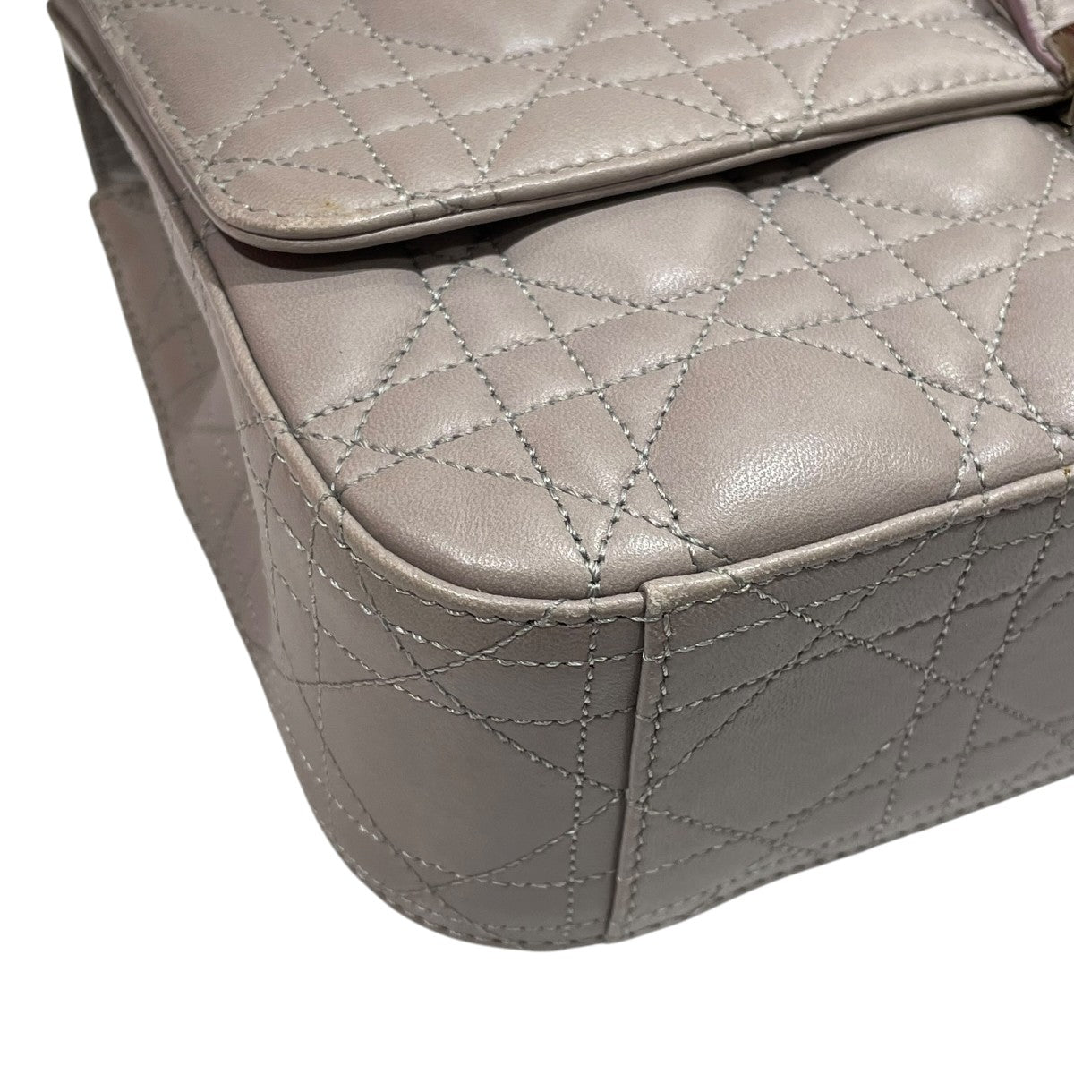 Christian Dior レディディオールカナージュチェーンショルダーバッグショルダーバッグ 古着・中古-3枚目のアイテム画像