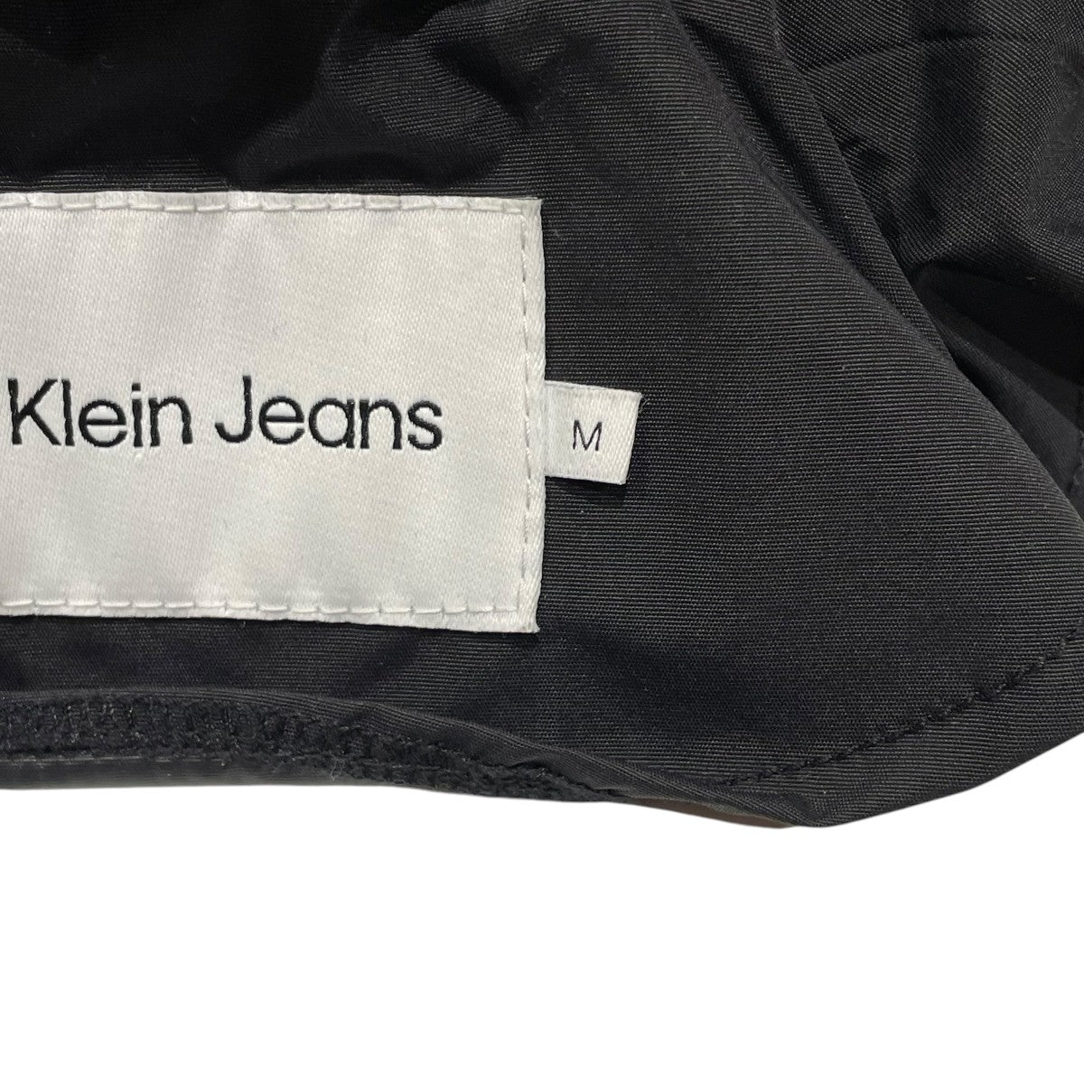 Calvin Klein Jeans ナイロンジャケットJ325507 古着・中古-7枚目のアイテム画像
