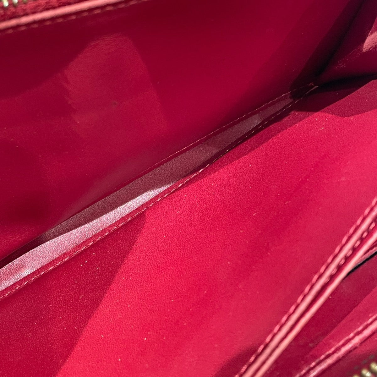 LOUIS VUITTON ジッピー ウォレット長財布M90200 古着・中古-4枚目のアイテム画像