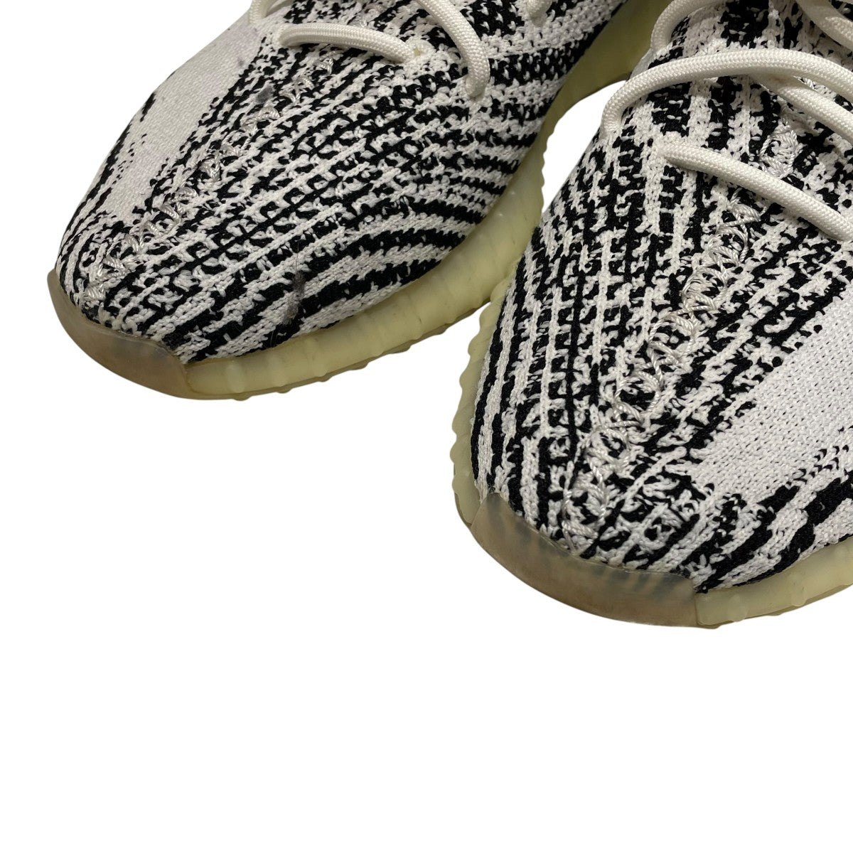 YEEZY Boost 350 V2 ZebraローカットスニーカーCP9654