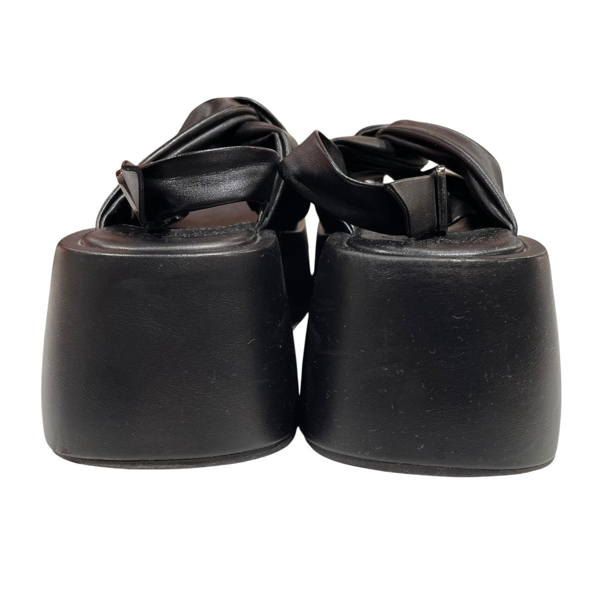 PADDED CROSS SANDALストラップサンダル