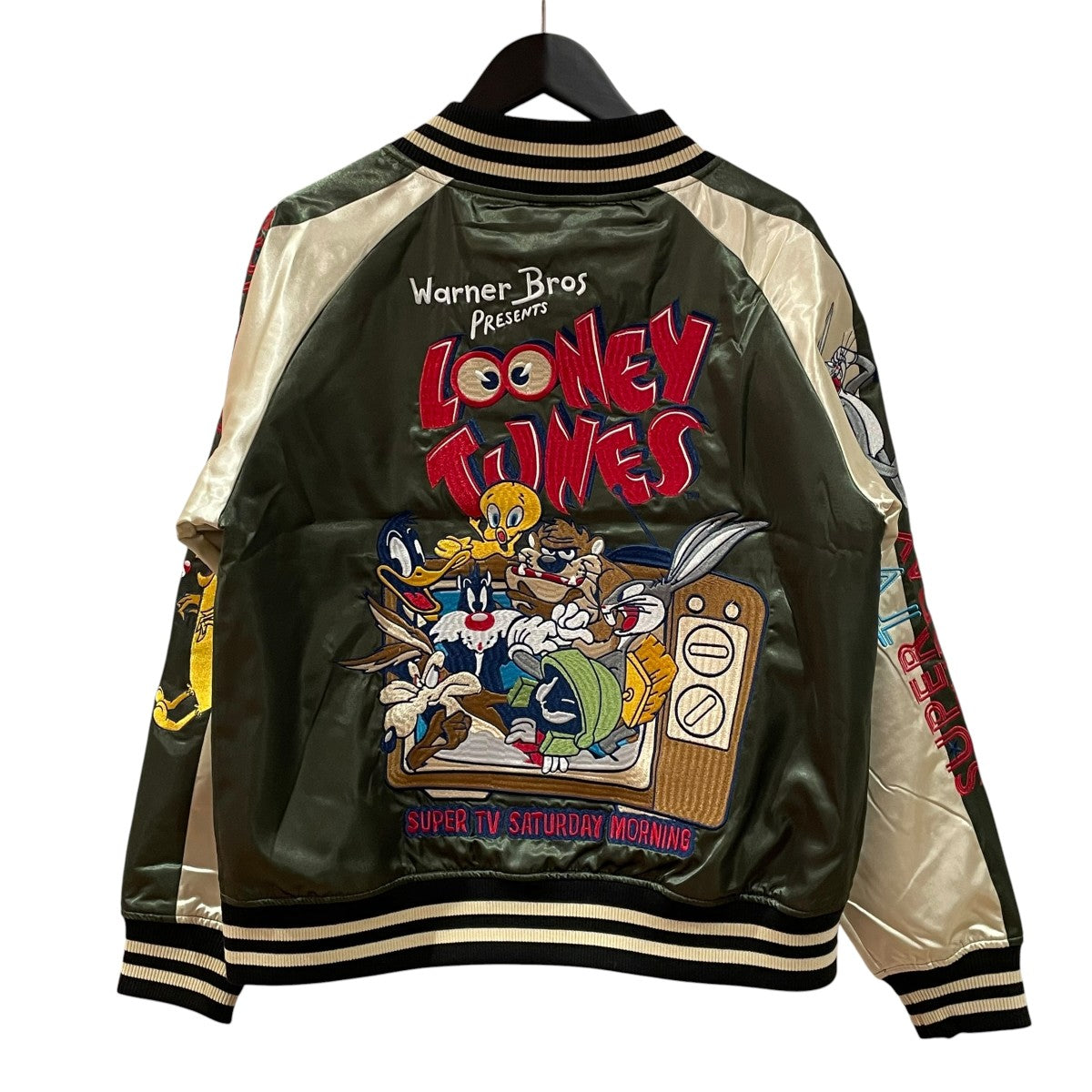 LOONEY TUNES(ルーニー テューンズ) ティービーサタデースカジャン