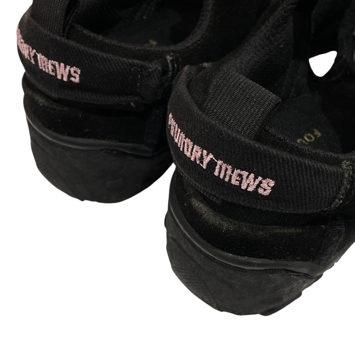 別注 Foundry Mewsローカットスニーカー