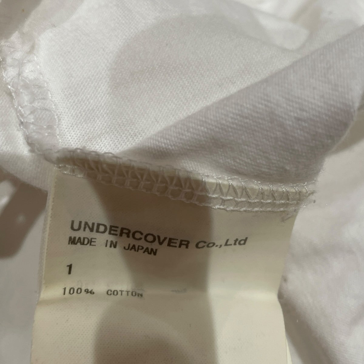 クルーネックTシャツ