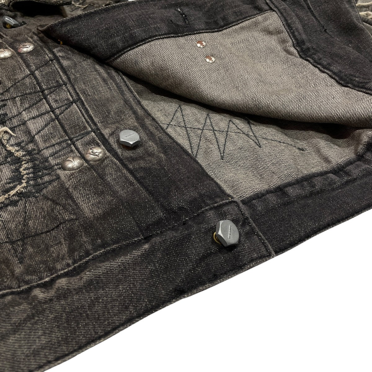 25AWハードウォッシュド ダメージ デニム ジャケット   HARD-WASHED DAMAGED DENIM JACKETデニムジャケットTC25JK2002