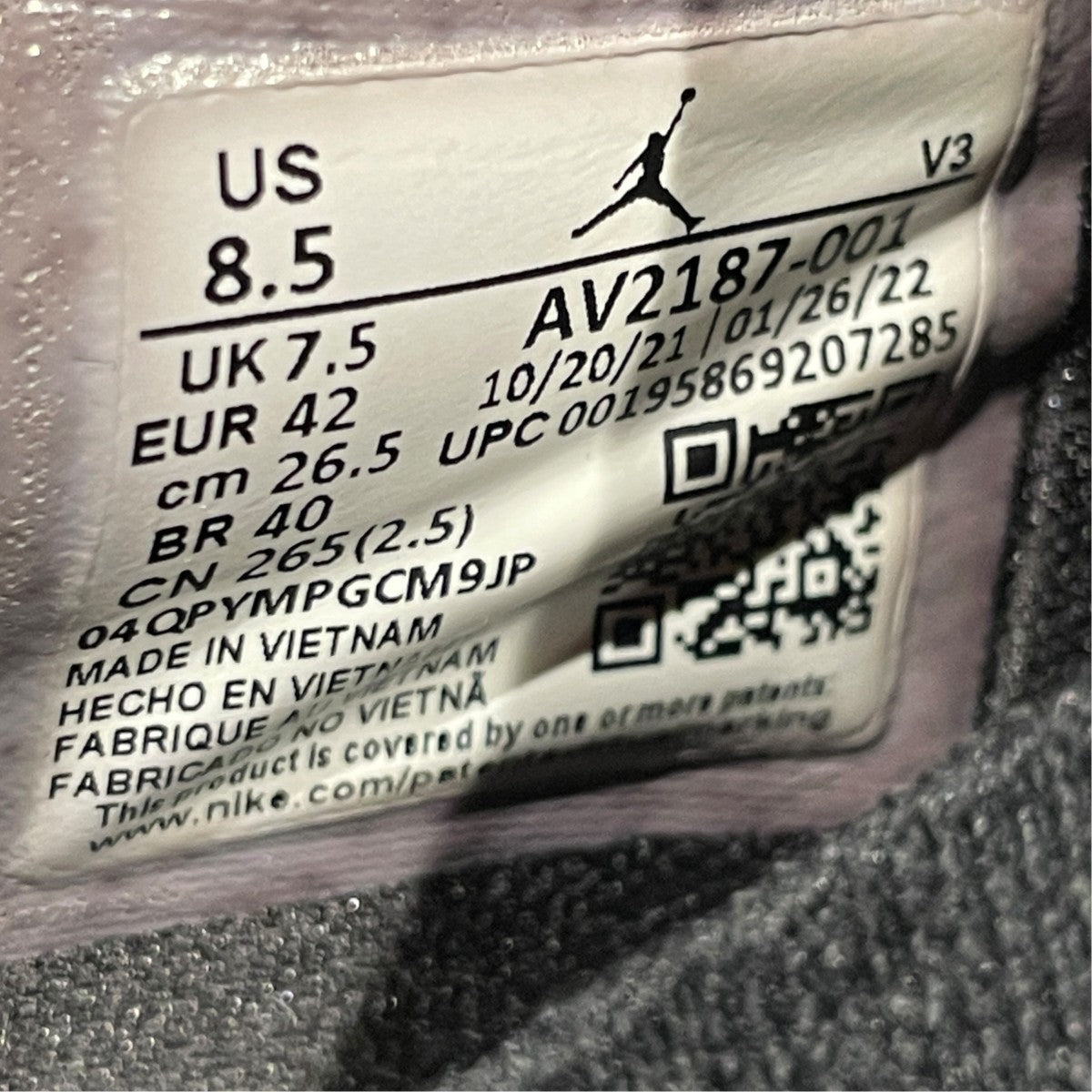 NIKE AIR JORDAN 11 RETRO LOWミドルカットスニーカーAV2187-001 古着・中古-5枚目のアイテム画像