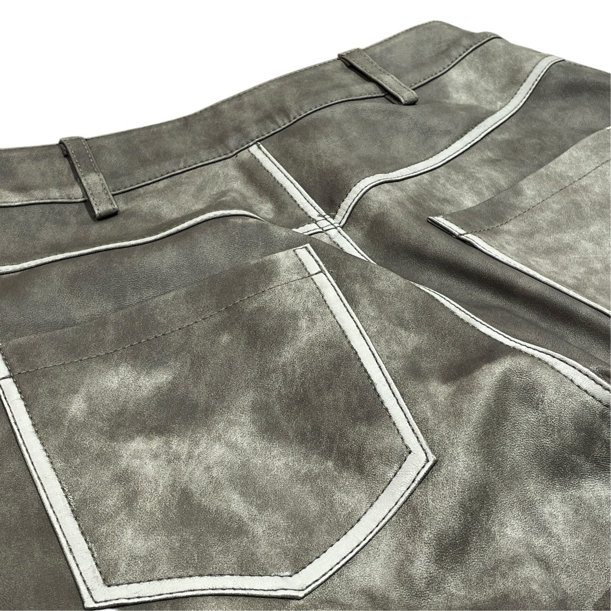 Studs Vegan Leather Straight Pantsレザーパンツ21242465814