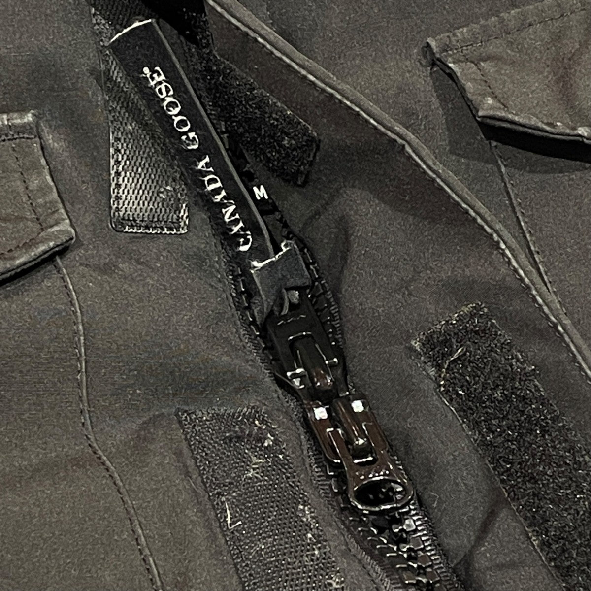 VESTダウンジャケット