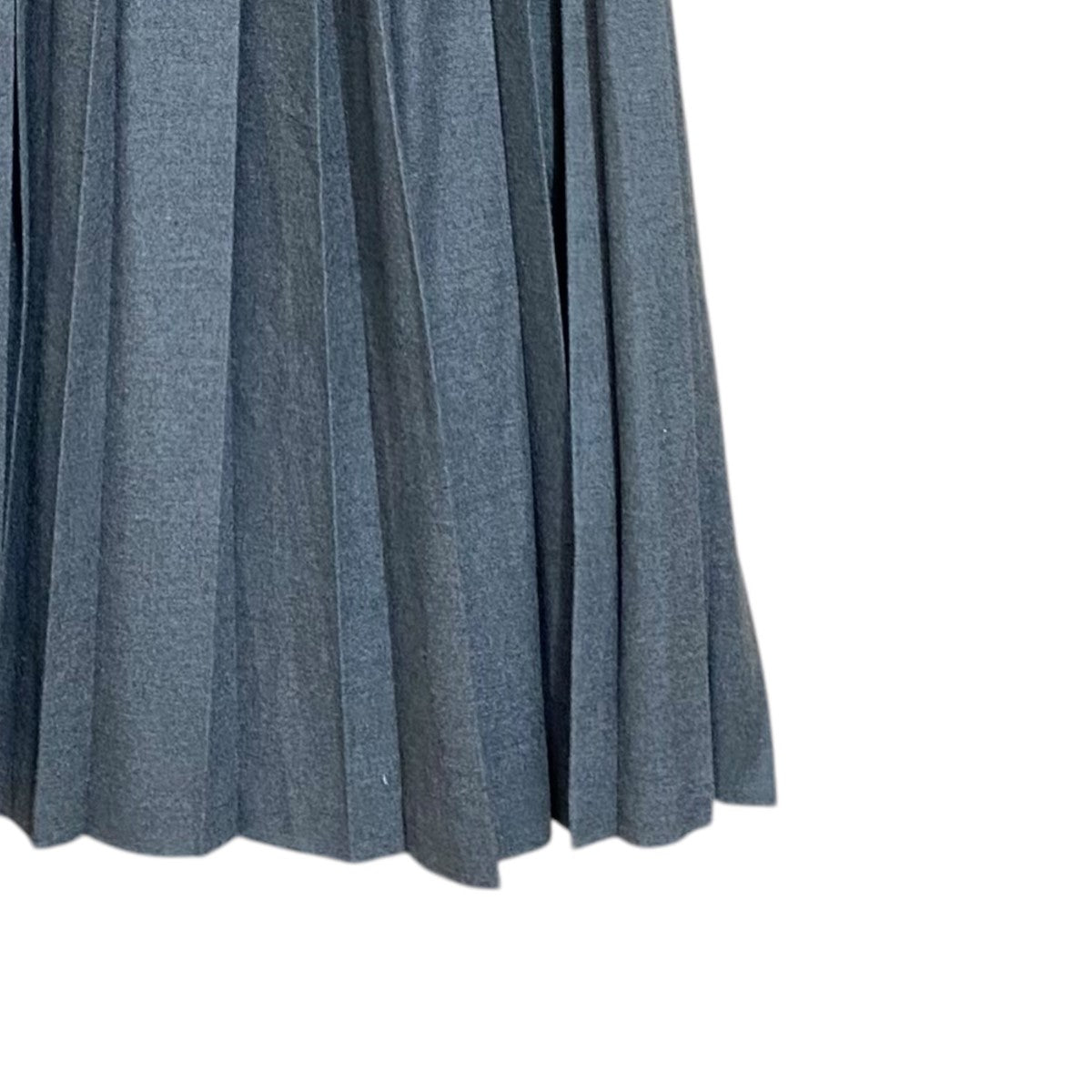 プリーツスカート