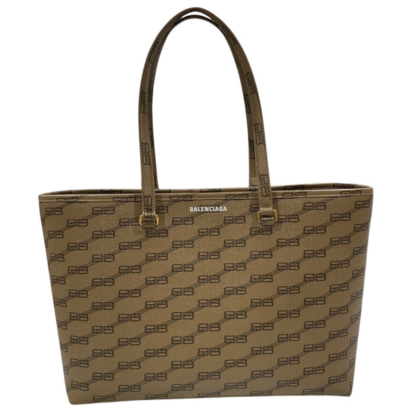 BALENCIAGA トートバッグ BBモノグラム シグネチャー ミディアム 限定アイテムも登場！〝BB モノグラム〟の豊富なラインナップをご紹介