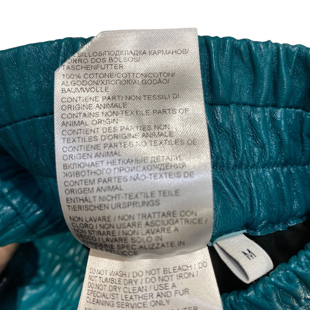 BOTTEGA VENETA(ボッテガヴェネタ) レザーショートパンツ633445 633445