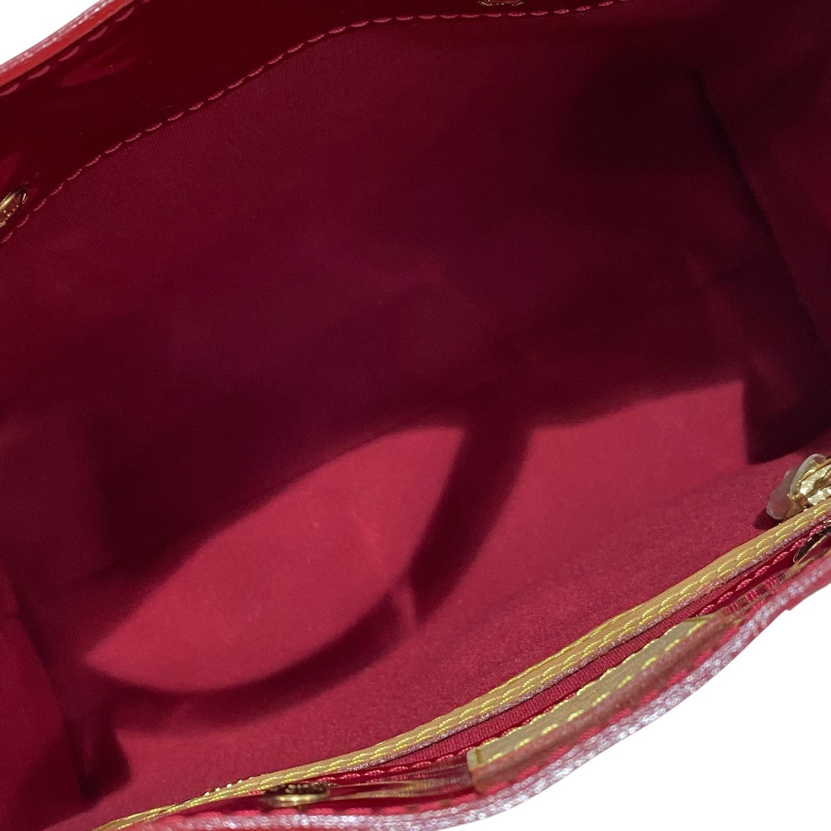 ハンドバッグ ヴェルニ リードPMM91990