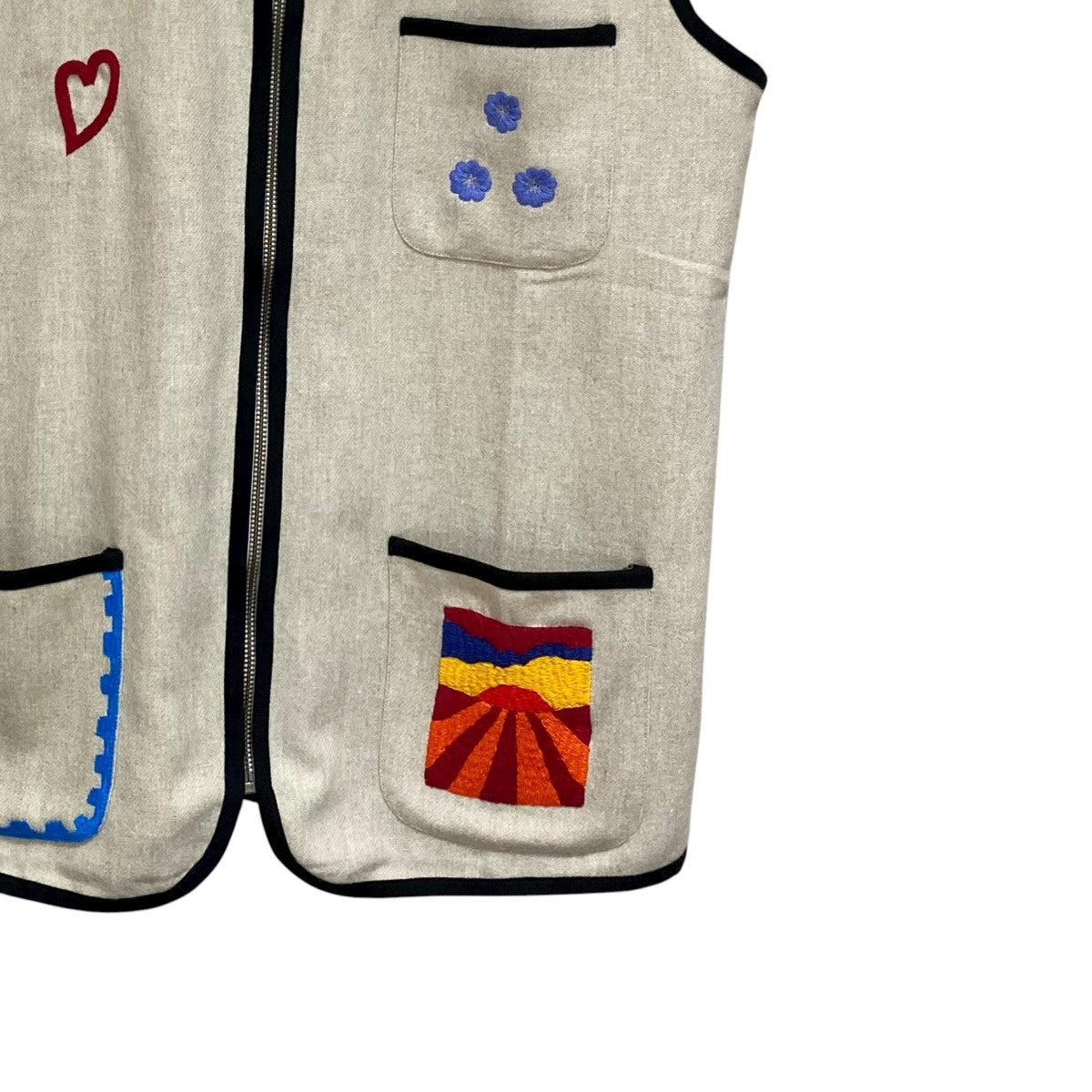 刺繍ベスト