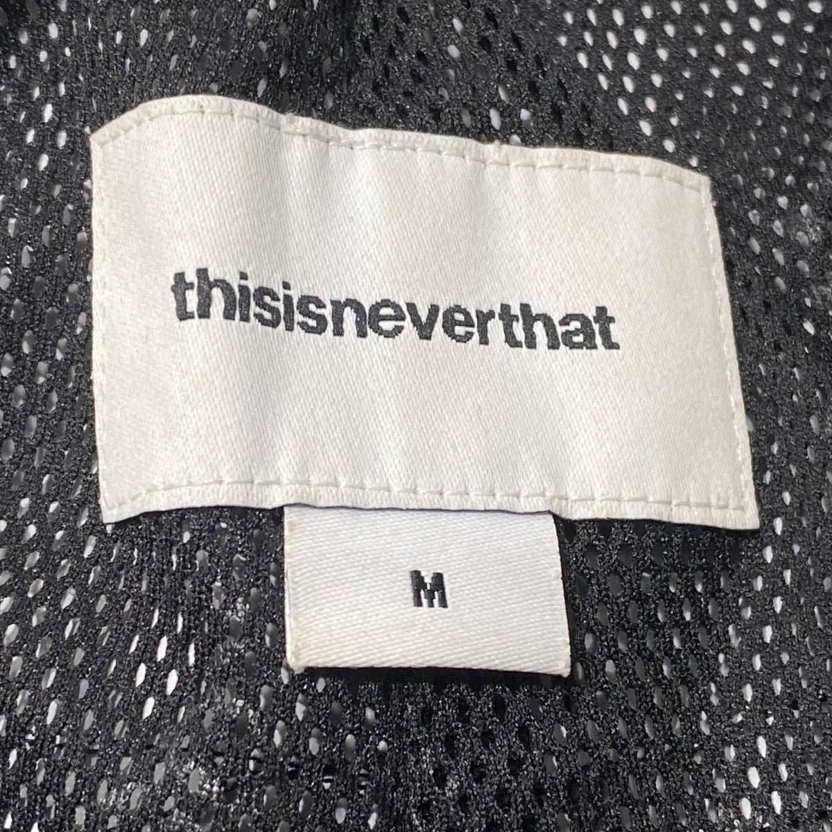 ナイロンパンツ