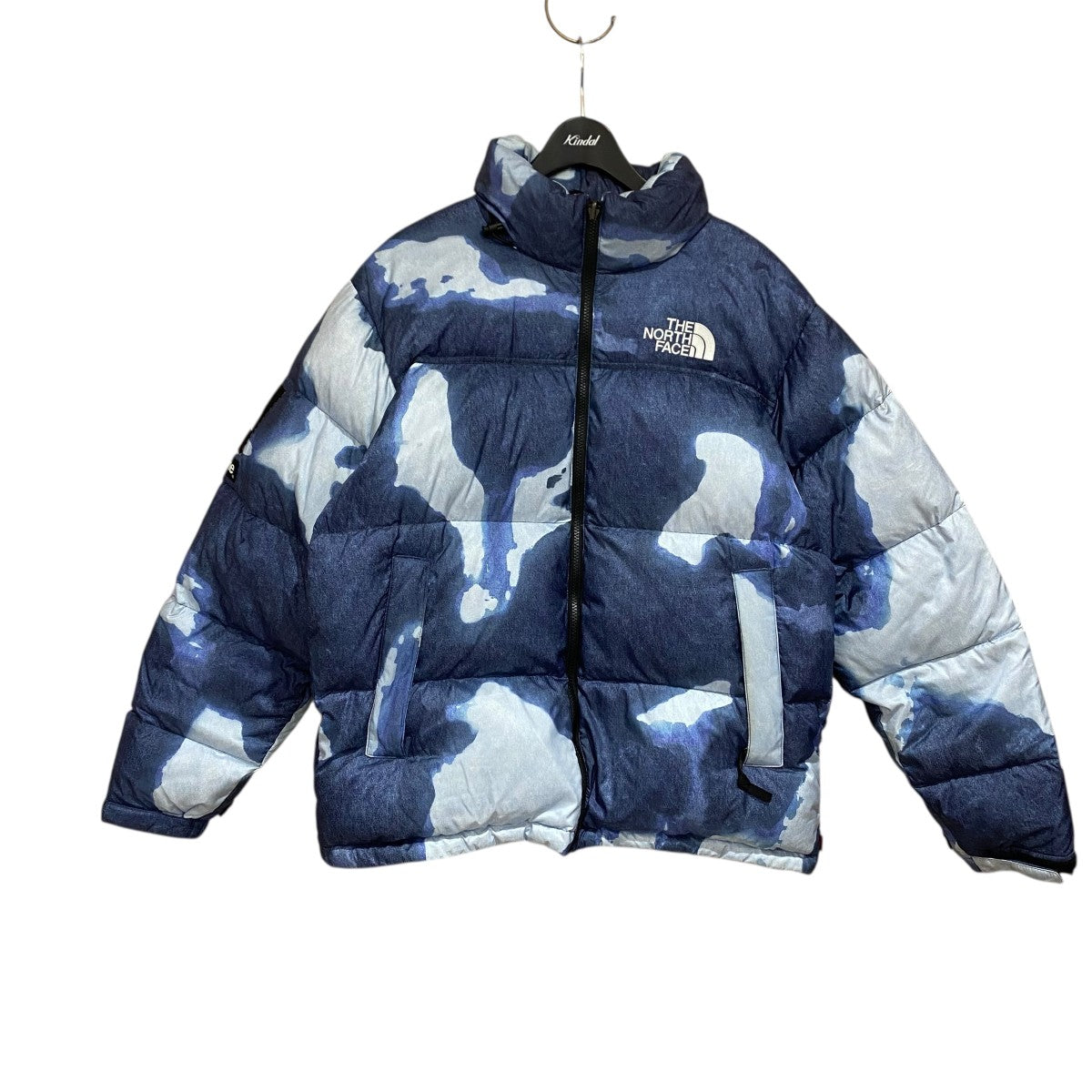 ダウンジャケットND521001 Bleached Denim Print Nuptse Jacket
