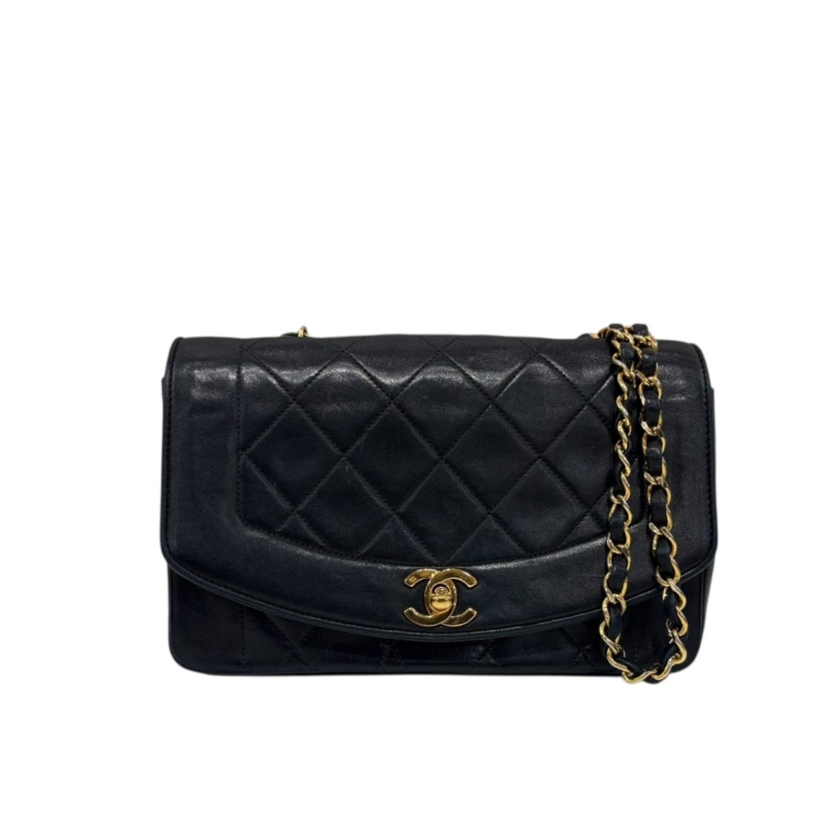 yu シャネル CHANEL ダイアナ マトラッセ チェーンショルダー CHANEL(シャネル) ダイアナマトラッセ チェーンショルダーバッグ 2025
