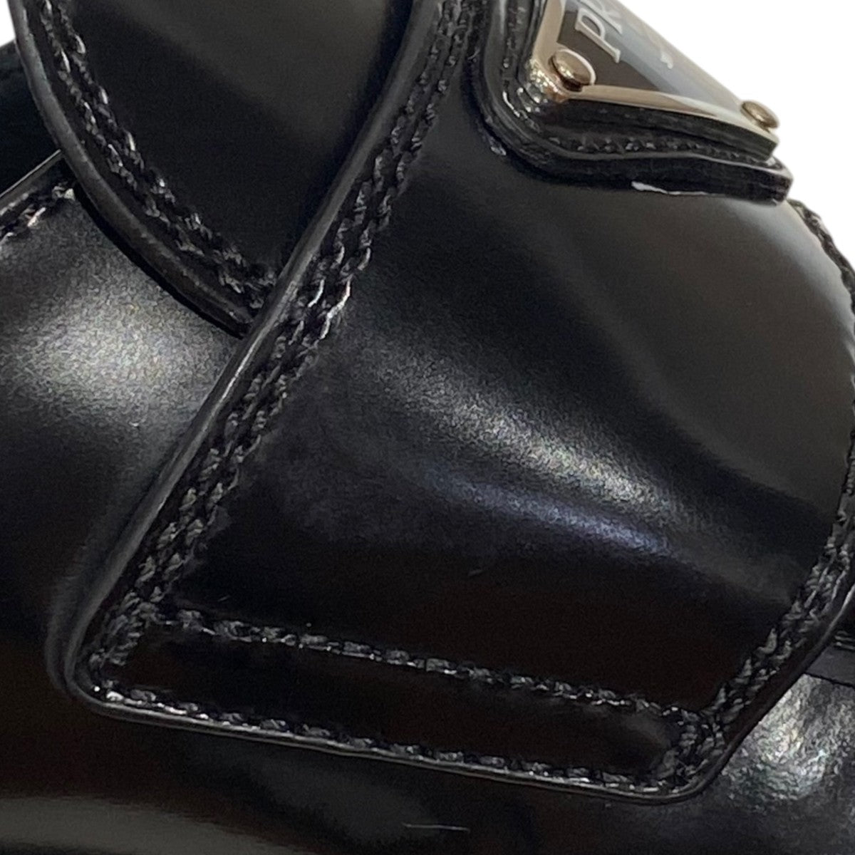 PRADA(プラダ) チョコレートローファー トライアングルロゴ1D246M