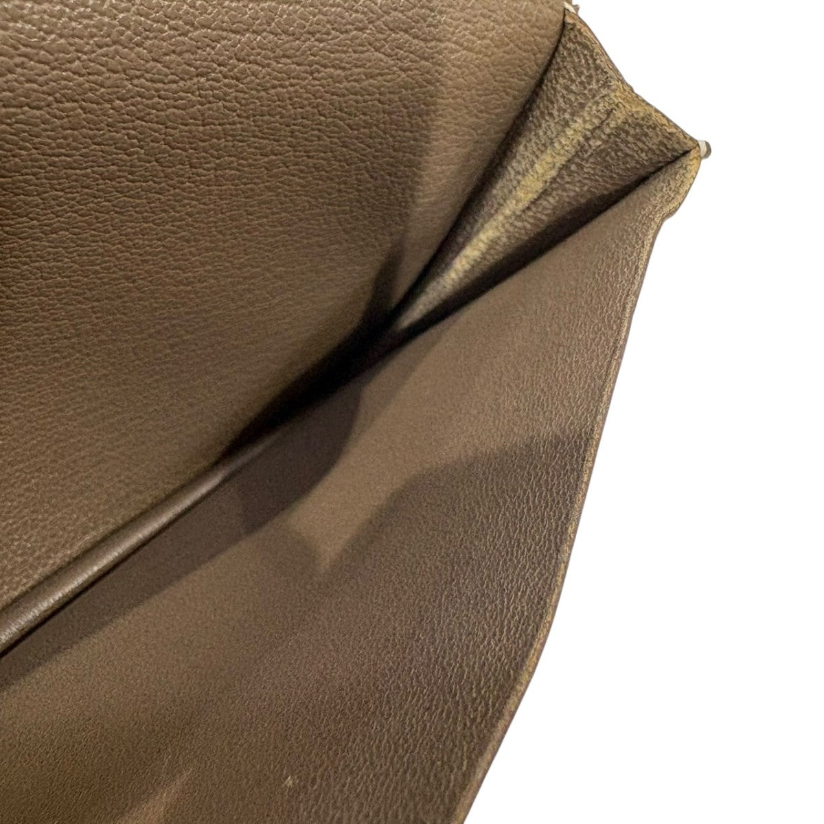 HERMES(エルメス) べアンスフレ T刻印 エトゥープ｜【公式】カインド